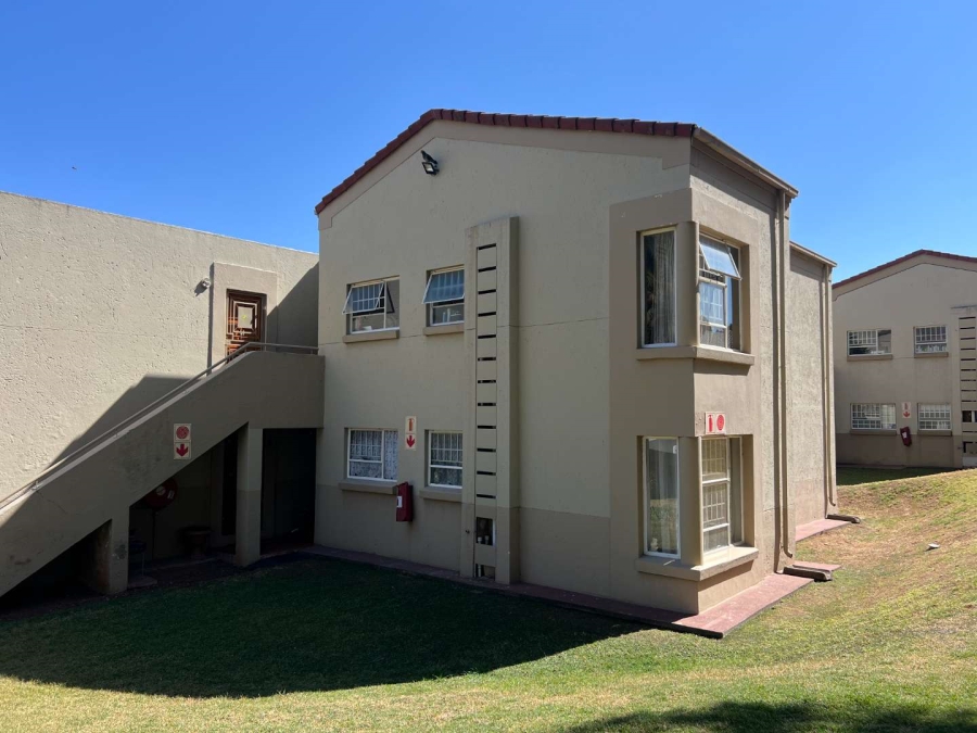 2 Bedroom Property for Sale in Rembrandt Park Gauteng