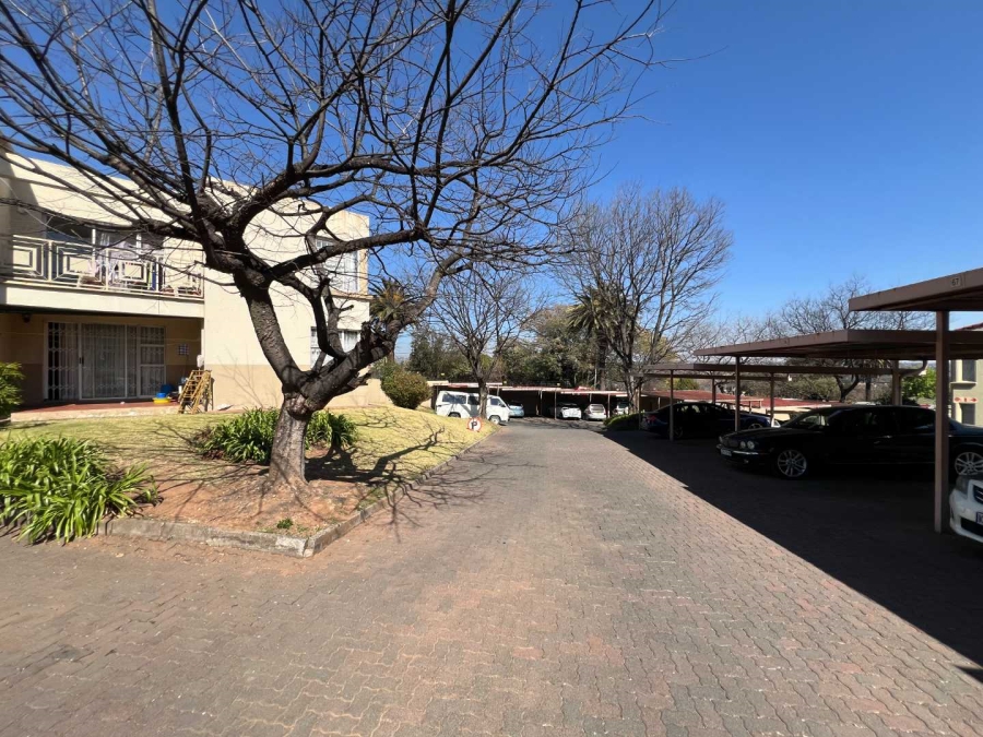 2 Bedroom Property for Sale in Rembrandt Park Gauteng
