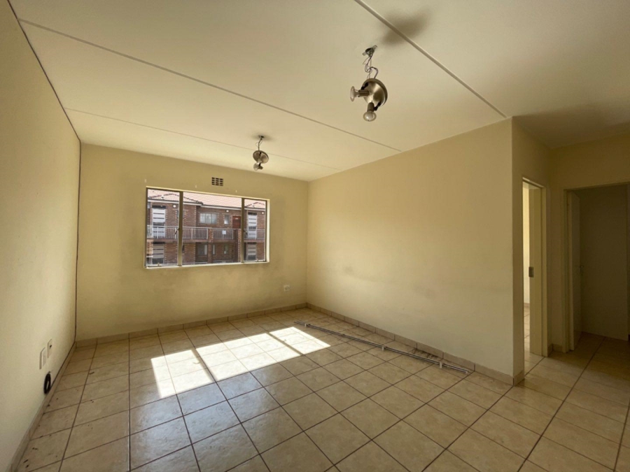 To Let 2 Bedroom Property for Rent in Edenvale Gauteng