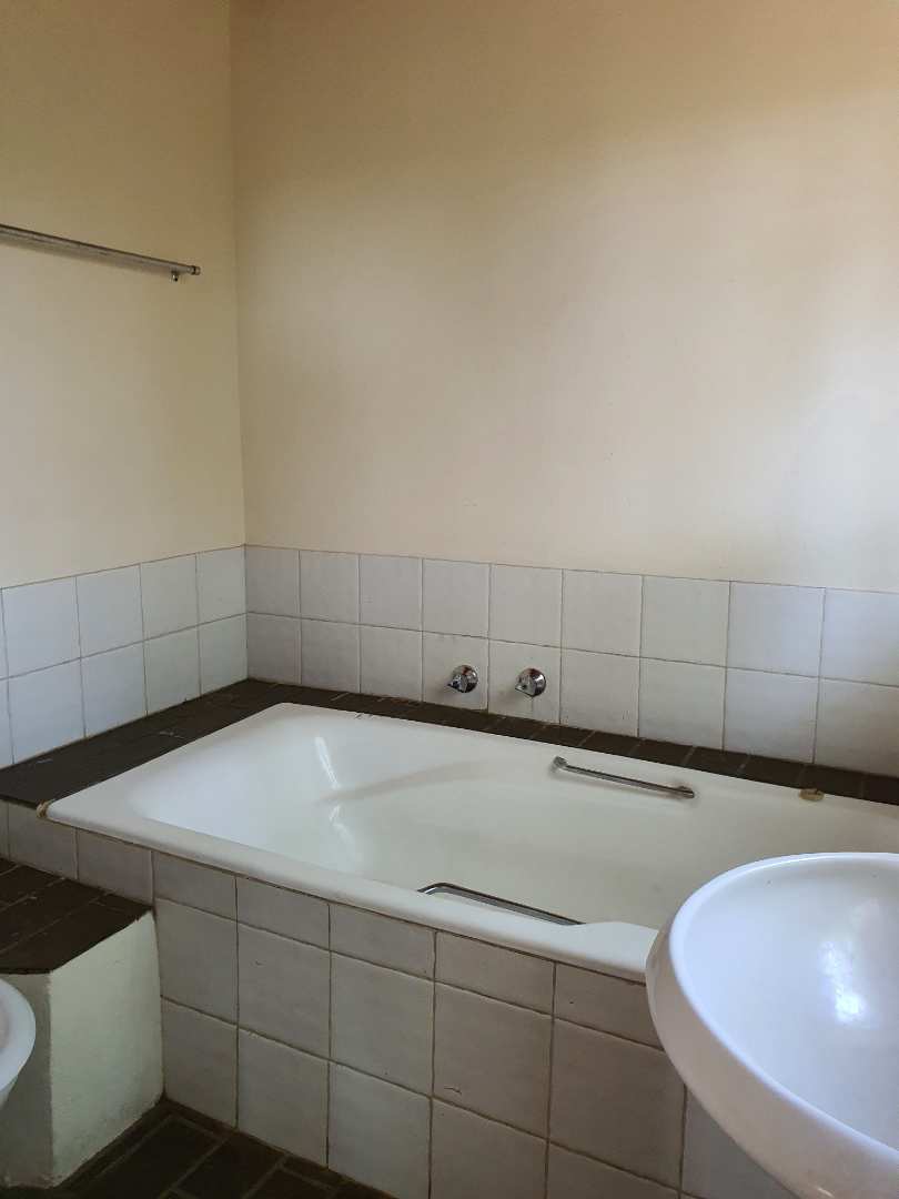 To Let 3 Bedroom Property for Rent in Rietfontein AH Gauteng