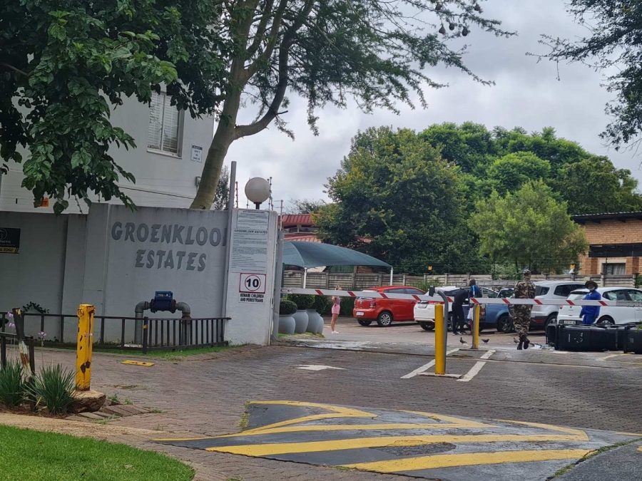 2 Bedroom Property for Sale in Groenkloof Gauteng