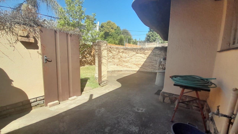 3 Bedroom Property for Sale in Glen Marais Gauteng