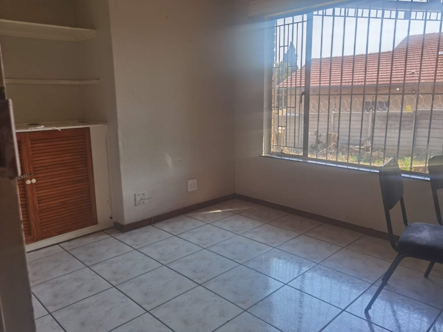3 Bedroom Property for Sale in Esther Park Gauteng