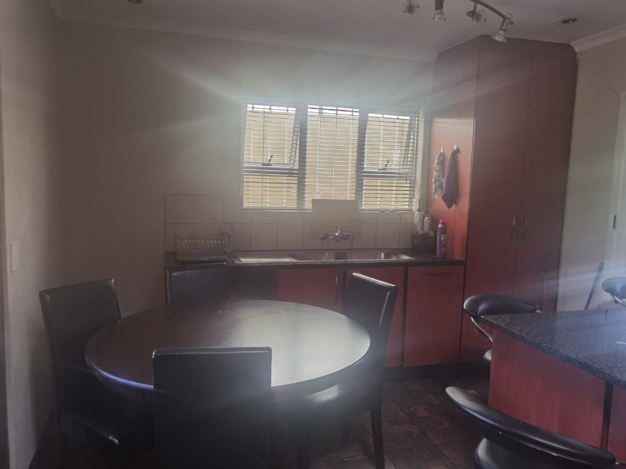 9 Bedroom Property for Sale in Van Riebeeck Park Gauteng