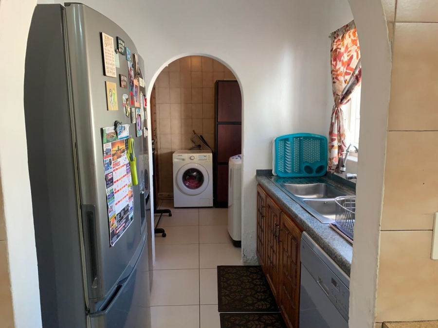 5 Bedroom Property for Sale in Edleen Gauteng