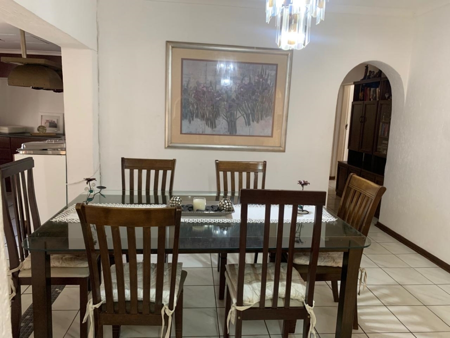 5 Bedroom Property for Sale in Edleen Gauteng