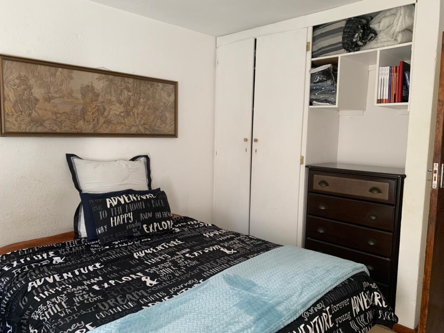 5 Bedroom Property for Sale in Edleen Gauteng