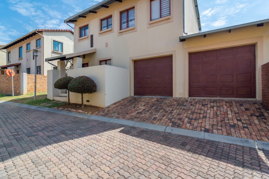 3 Bedroom Property for Sale in Willowbrook Gauteng