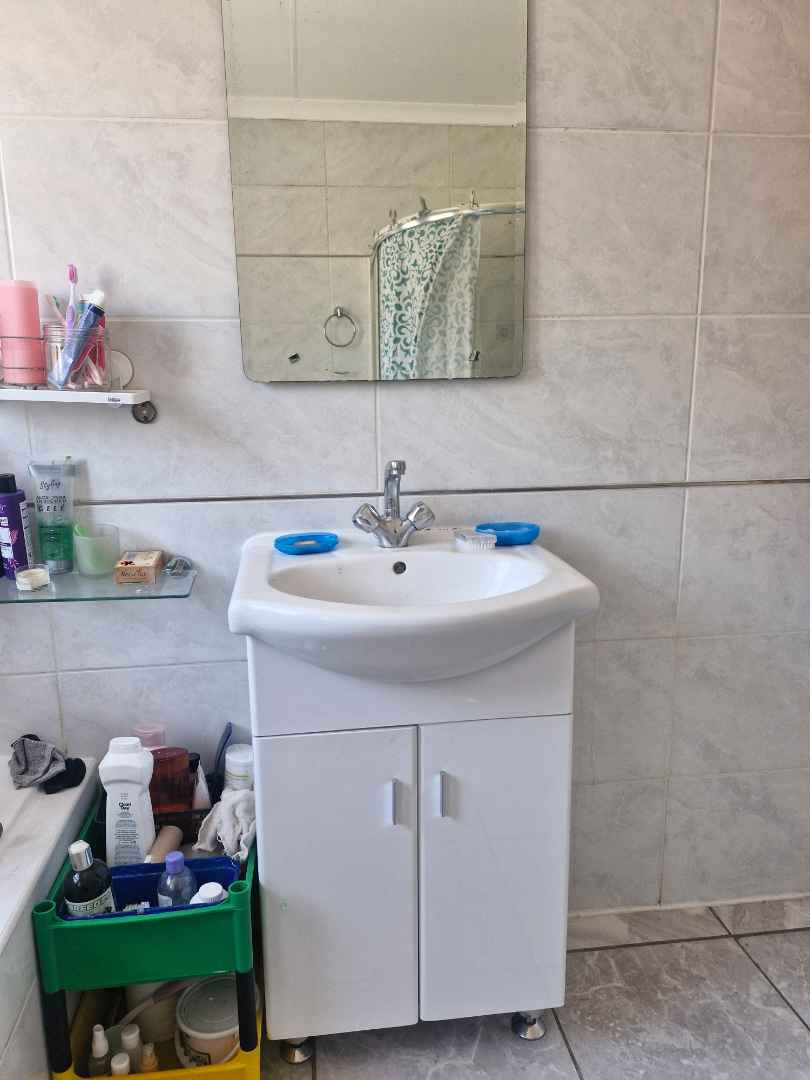 2 Bedroom Property for Sale in Beyerspark Gauteng