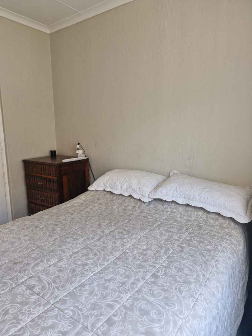2 Bedroom Property for Sale in Beyerspark Gauteng