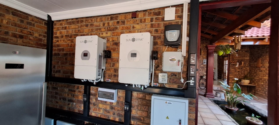 3 Bedroom Property for Sale in Bassonia Gauteng