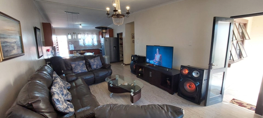 3 Bedroom Property for Sale in Liefde en Vrede Gauteng
