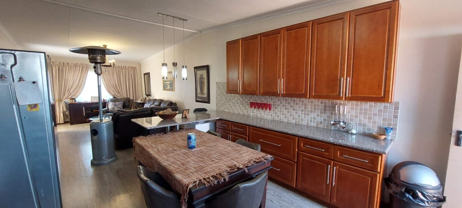 3 Bedroom Property for Sale in Liefde en Vrede Gauteng