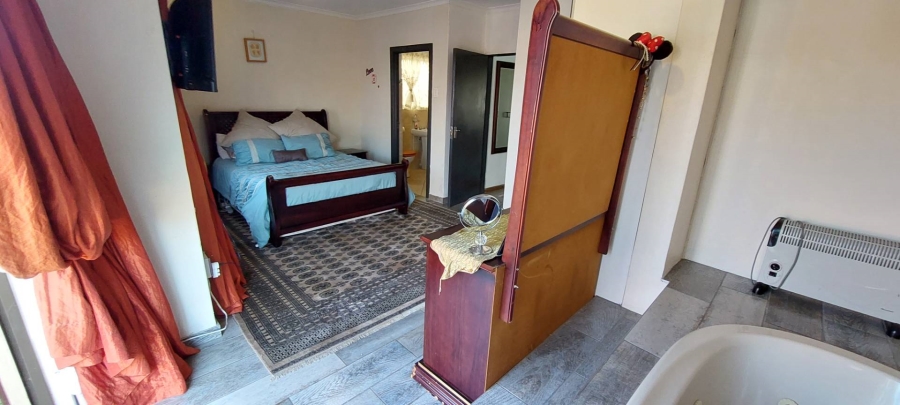 3 Bedroom Property for Sale in Liefde en Vrede Gauteng