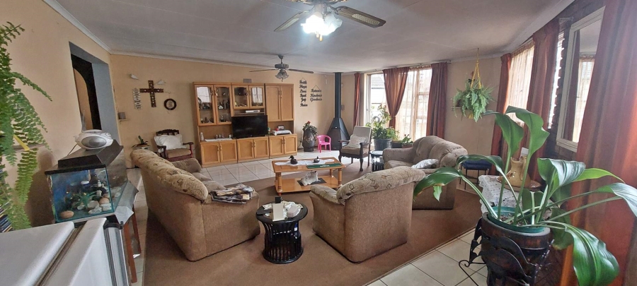 4 Bedroom Property for Sale in Verwoerdpark Gauteng