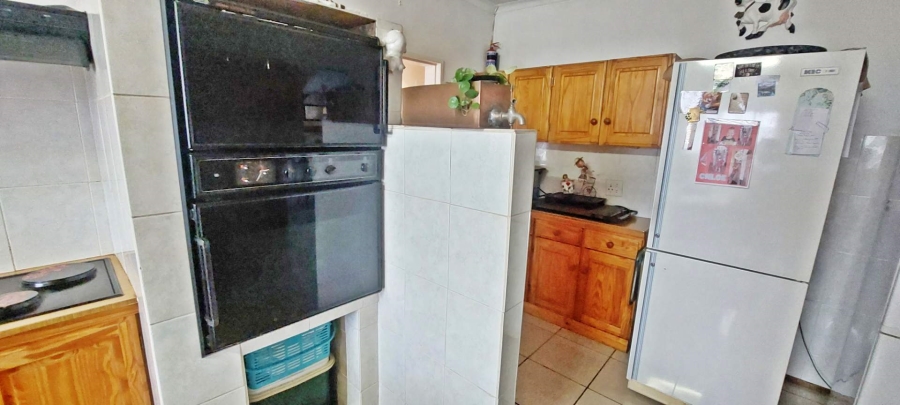 4 Bedroom Property for Sale in Verwoerdpark Gauteng