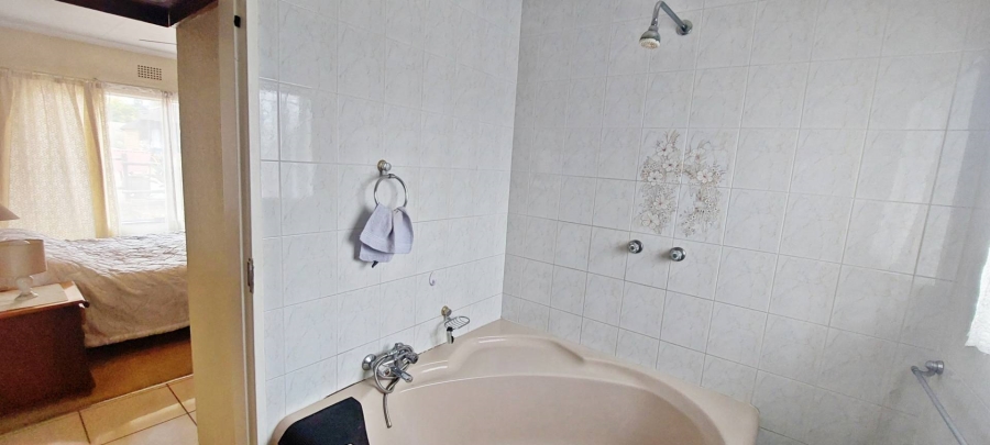 4 Bedroom Property for Sale in Verwoerdpark Gauteng