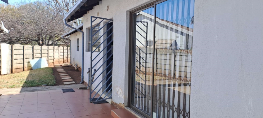 3 Bedroom Property for Sale in Mayberry Park Gauteng