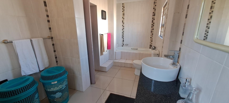 3 Bedroom Property for Sale in Mayberry Park Gauteng