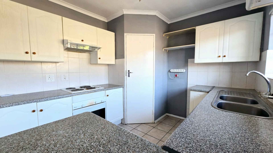 To Let 2 Bedroom Property for Rent in Doornpoort Gauteng