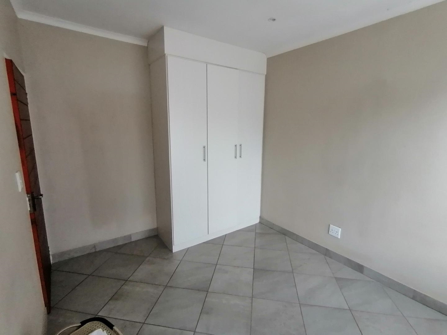 2 Bedroom Property for Sale in Heatherview Gauteng