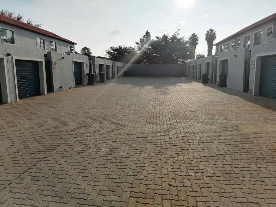 2 Bedroom Property for Sale in Heatherview Gauteng