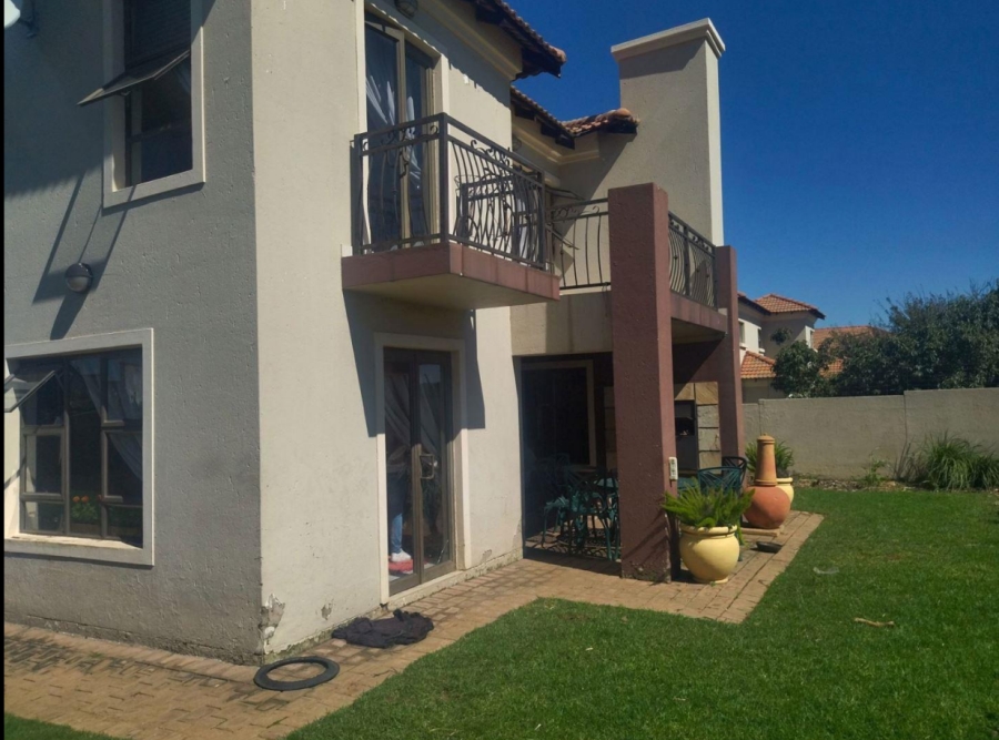 3 Bedroom Property for Sale in Sonneveld Gauteng