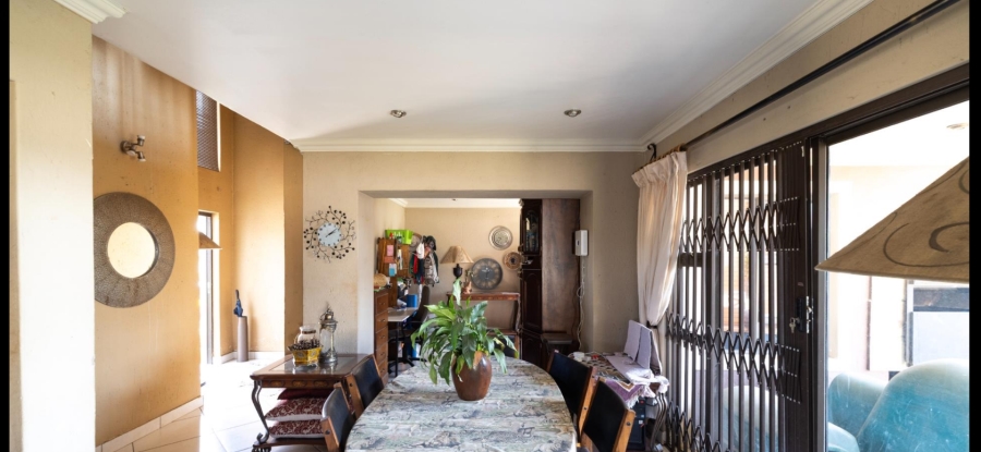 3 Bedroom Property for Sale in Sonneveld Gauteng