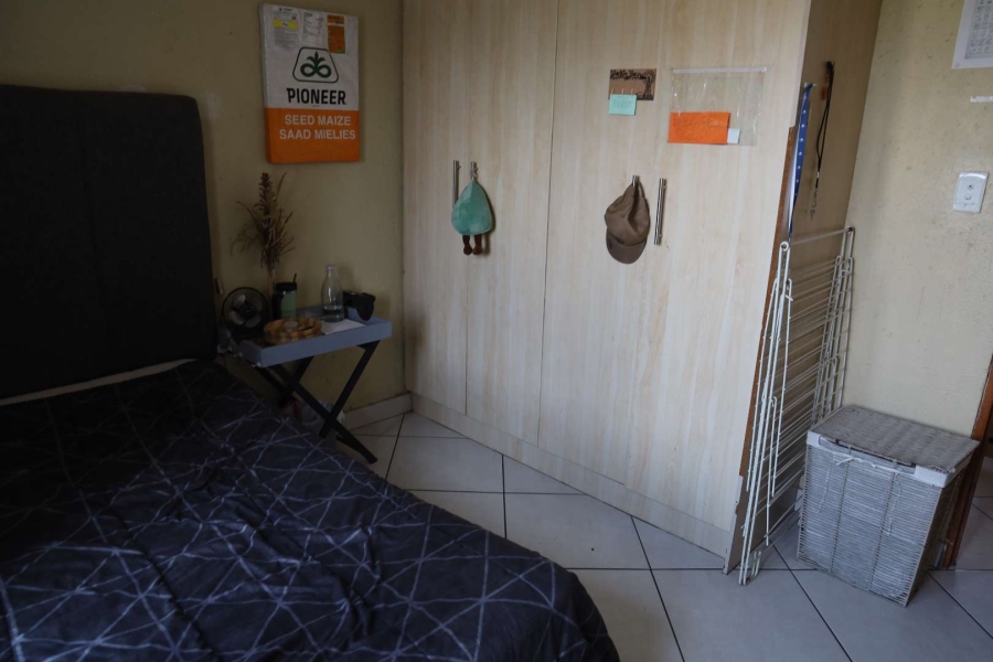 3 Bedroom Property for Sale in Sonneveld Gauteng