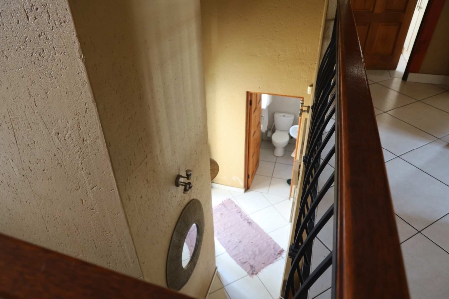 3 Bedroom Property for Sale in Sonneveld Gauteng