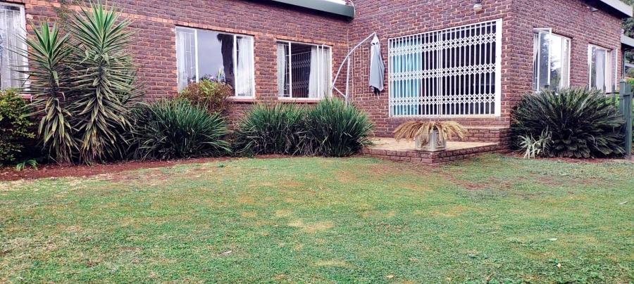 4 Bedroom Property for Sale in Wierdapark Gauteng