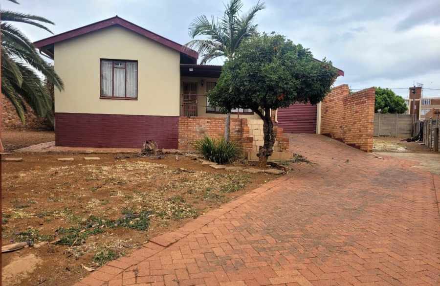 3 Bedroom Property for Sale in Kwaggasrand Gauteng
