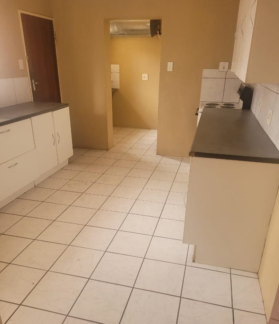 3 Bedroom Property for Sale in Kwaggasrand Gauteng
