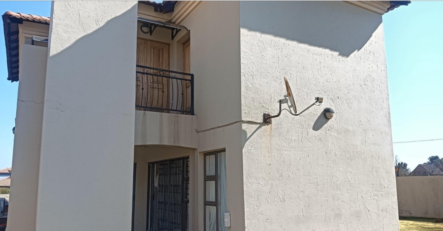 3 Bedroom Property for Sale in Sonneveld Gauteng