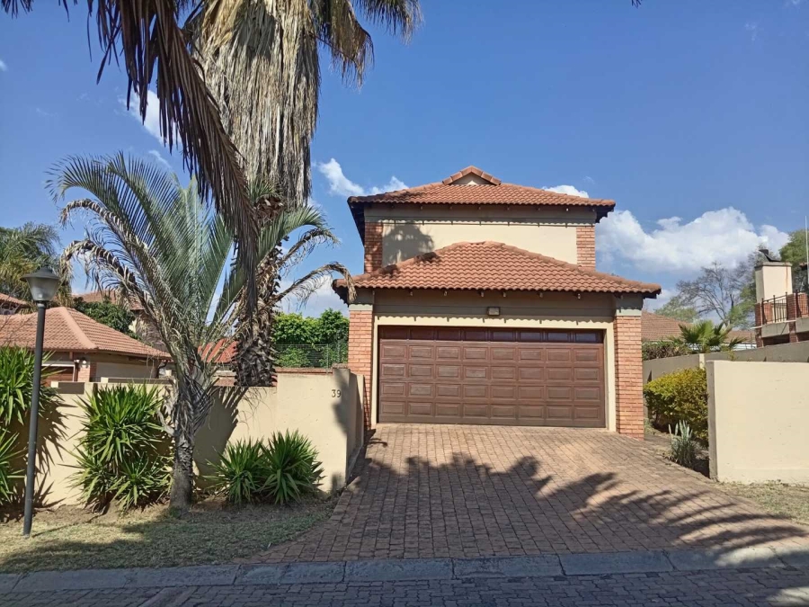3 Bedroom Property for Sale in Equestria Gauteng