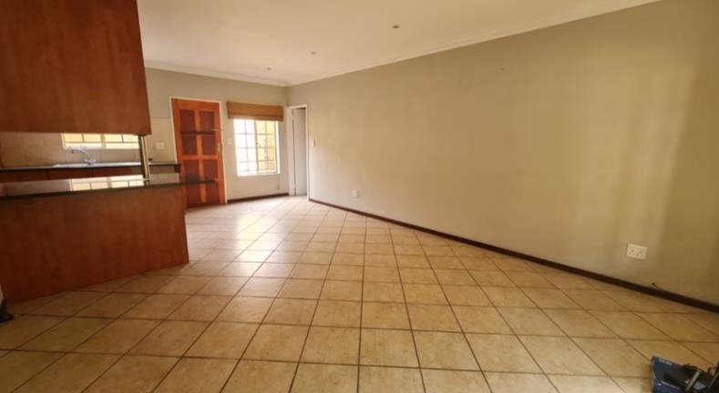 2 Bedroom Property for Sale in Willow Park Manor Gauteng