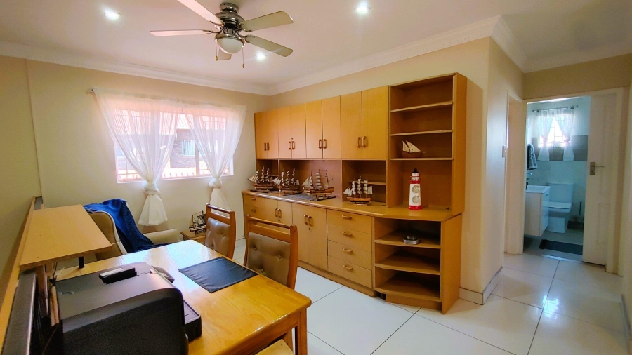 To Let 3 Bedroom Property for Rent in Garsfontein Gauteng