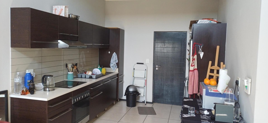 To Let 2 Bedroom Property for Rent in Edenvale Gauteng