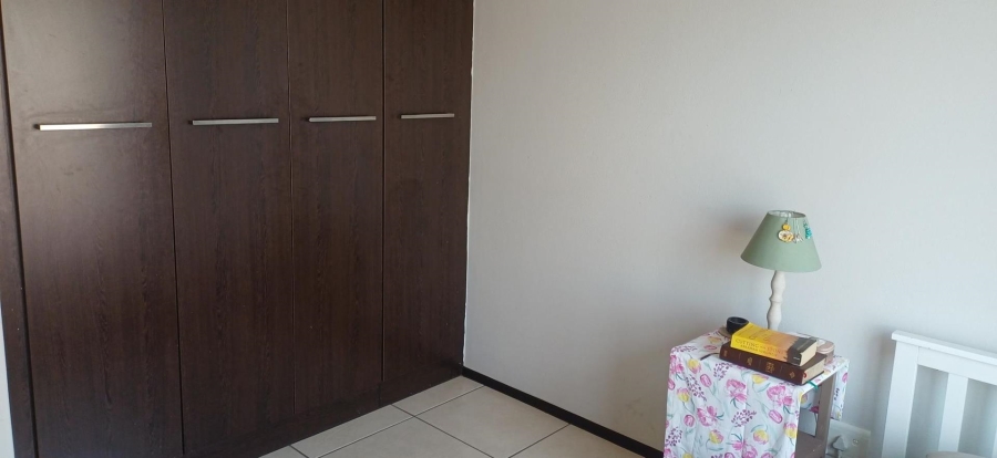 To Let 2 Bedroom Property for Rent in Edenvale Gauteng