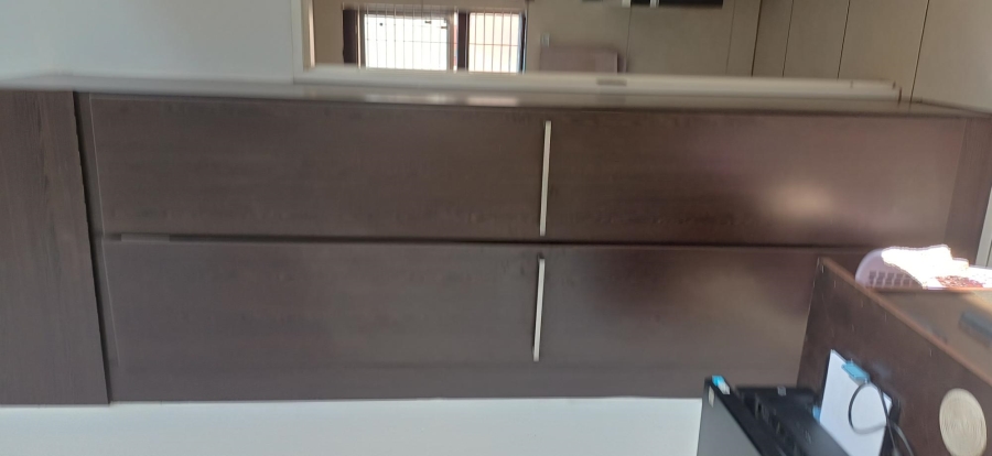 To Let 2 Bedroom Property for Rent in Edenvale Gauteng
