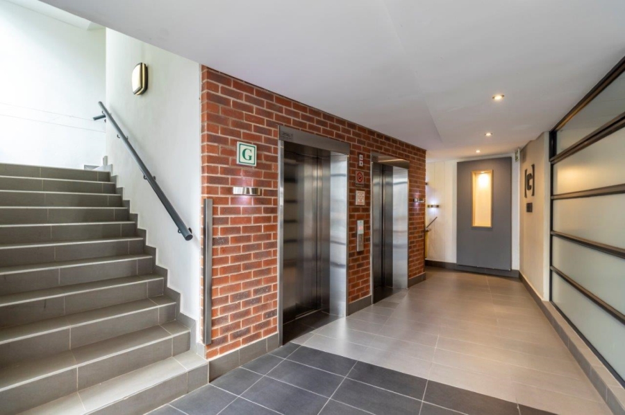 2 Bedroom Property for Sale in Rosebank Gauteng