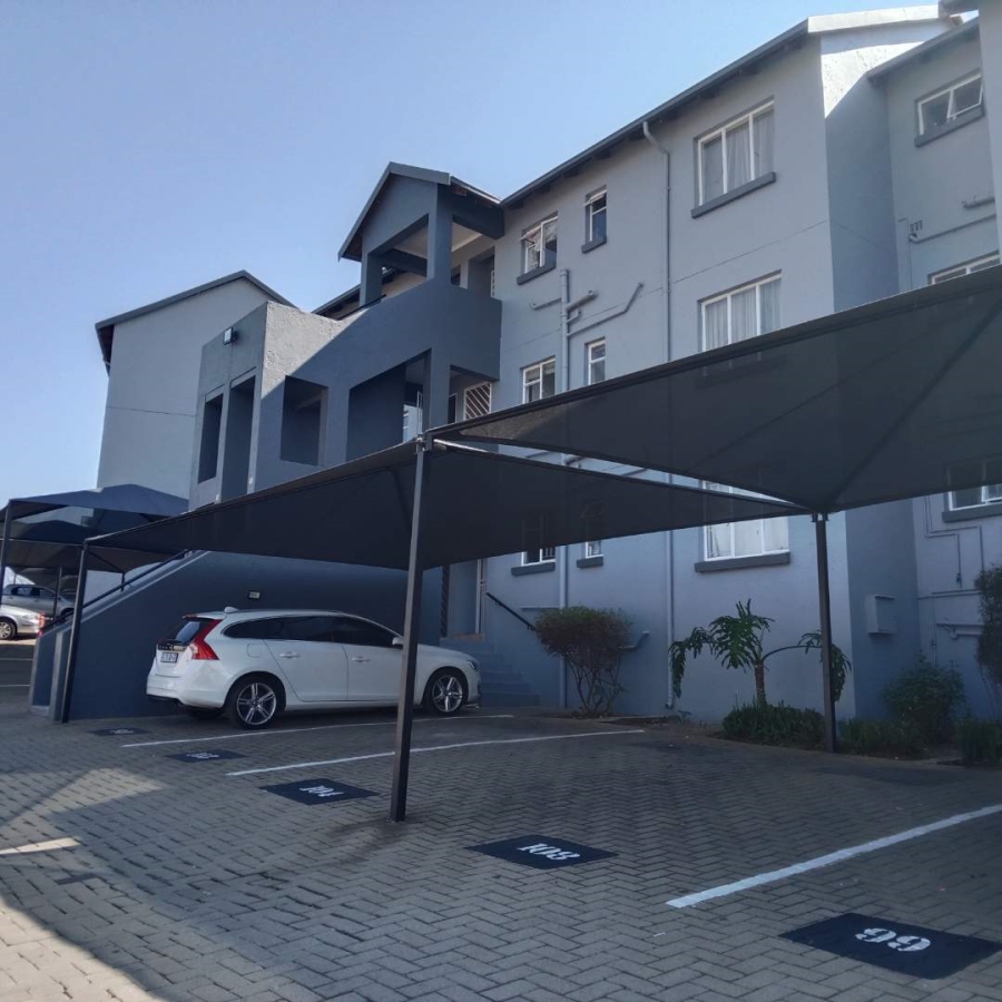 2 Bedroom Property for Sale in Linmeyer Gauteng