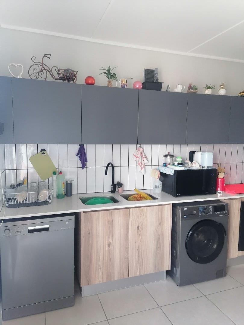 2 Bedroom Property for Sale in Glenvista Gauteng