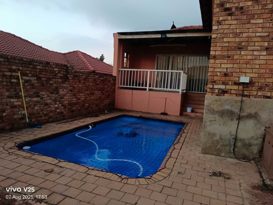 To Let 3 Bedroom Property for Rent in Elandshaven Gauteng
