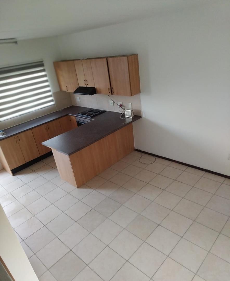 To Let 2 Bedroom Property for Rent in Noordhang Gauteng