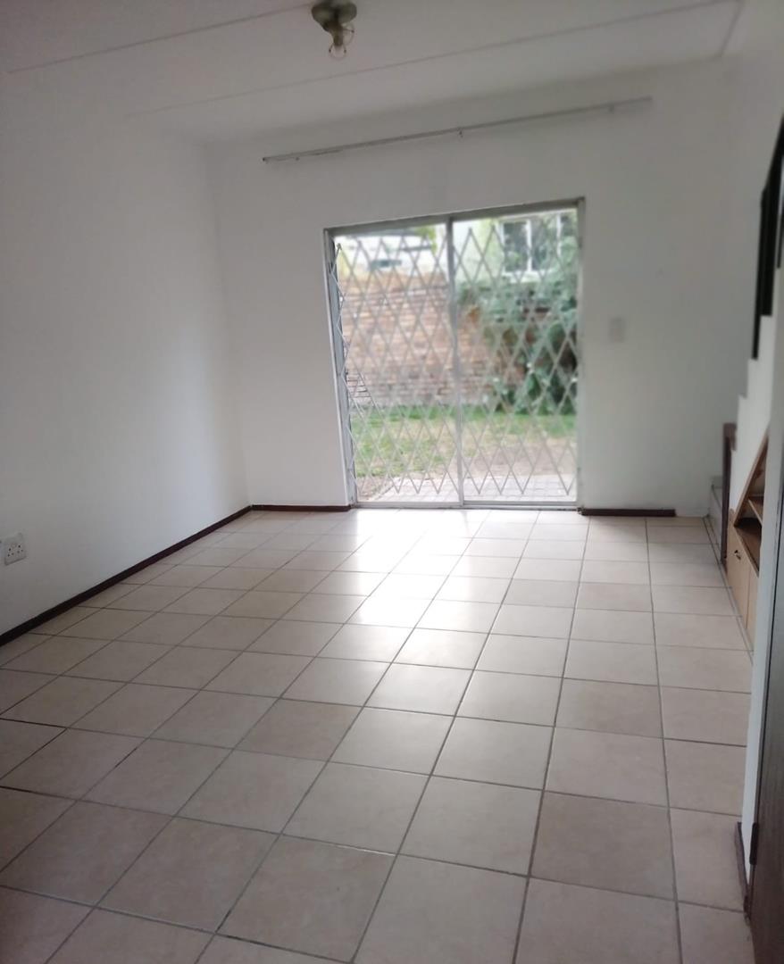 To Let 2 Bedroom Property for Rent in Noordhang Gauteng
