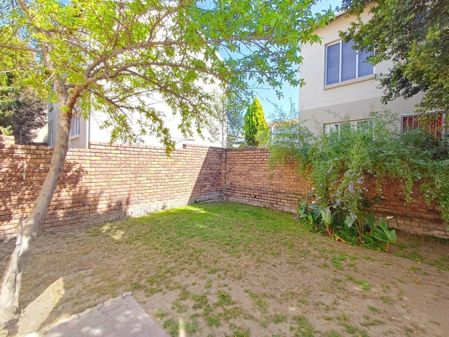 To Let 2 Bedroom Property for Rent in Noordhang Gauteng