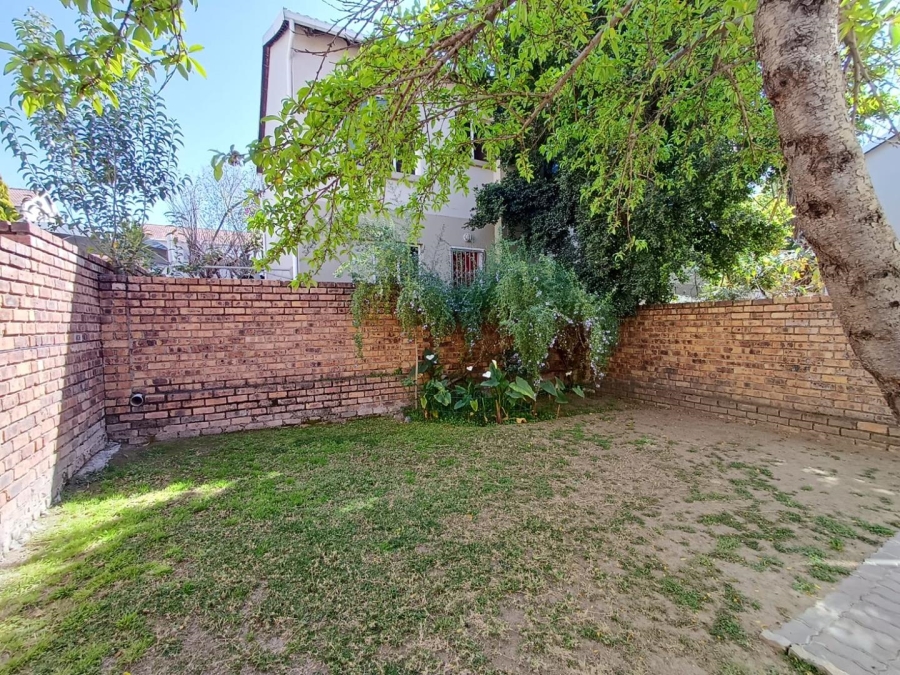 To Let 2 Bedroom Property for Rent in Noordhang Gauteng
