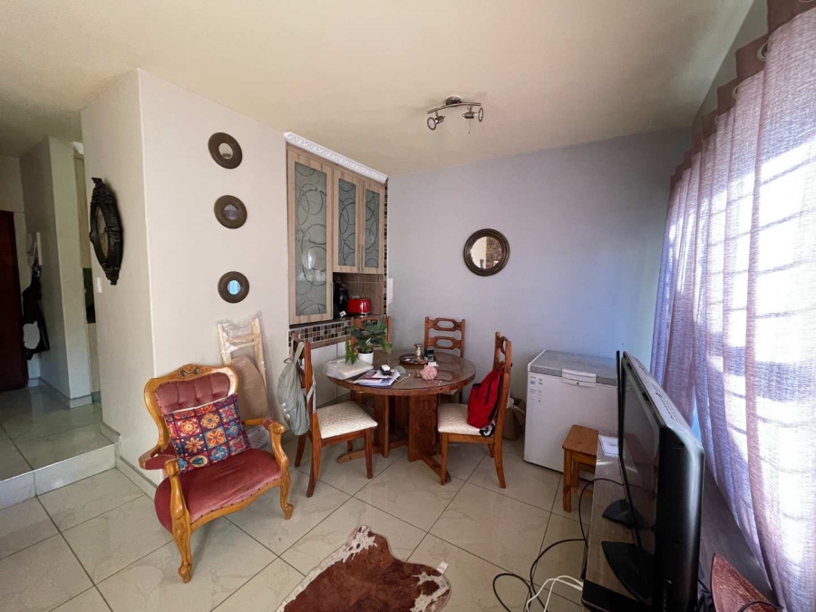 2 Bedroom Property for Sale in Weavind Park Gauteng