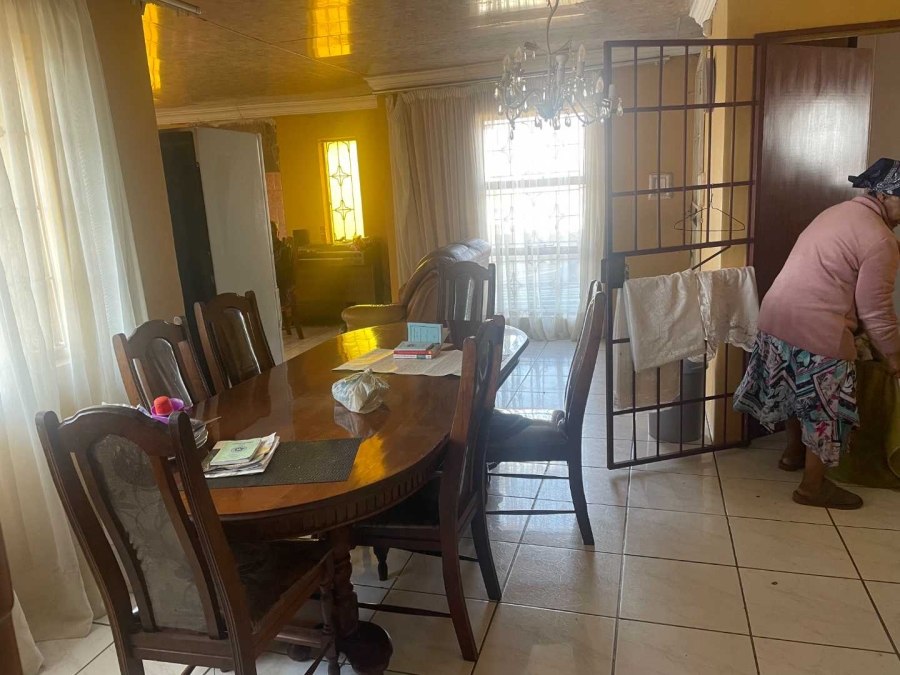 2 Bedroom Property for Sale in Mamelodi Gauteng
